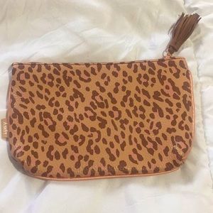 Makeup bag/pouch